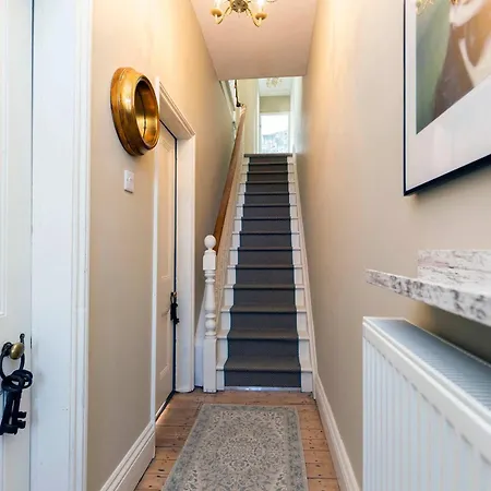 Nellie's Retreat - Luxury 3-bed Pet Friendly In