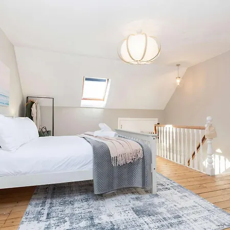 Nellie's Retreat - Luxury 3-bed Pet Friendly In *