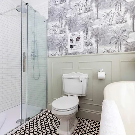 Dom wakacyjny Nellie's Retreat - Luxury 3-bed Pet Friendly In