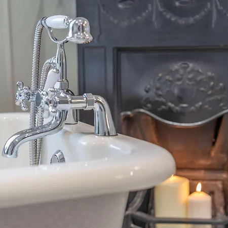 Nellie's Retreat - Luxury 3-bed Pet Friendly In