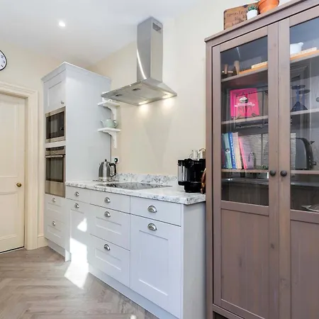 Dom wakacyjny Nellie's Retreat - Luxury 3-bed Pet Friendly In Guisborough