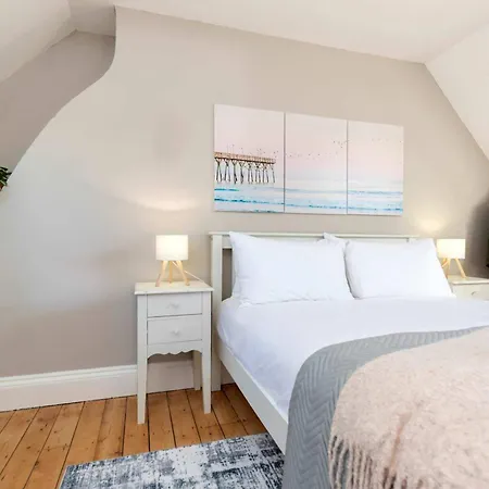 Nellie's Retreat - Luxury 3-bed Pet Friendly In Nyaraló Guisborough