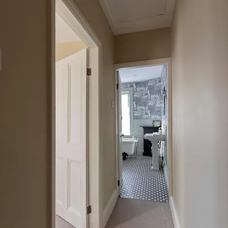 Nellie's Retreat - Luxury 3-bed Pet Friendly In Nyaraló *